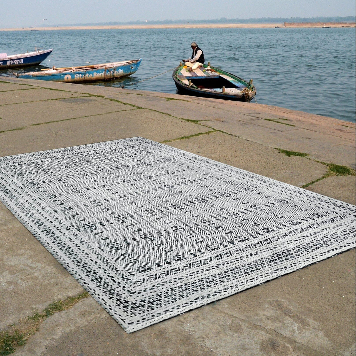 Noah Black Handknotted handknotted tibetan 60 knot Organic Weave Shop 